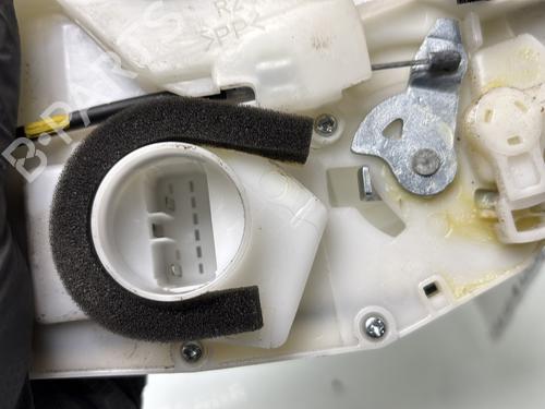 rear-right-lock-suzuki-swift-iii-mz-ez-2005-31646812 main image