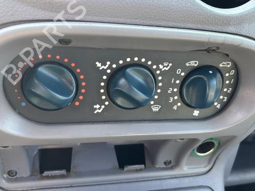 Scheinwerfer links RENAULT TWINGO I (C06_) 1.2 (C066, C068) | BP28281456C28 