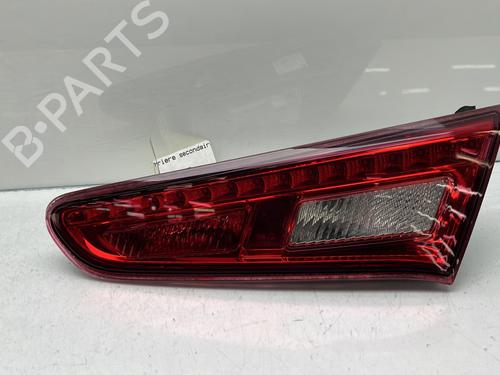 Used Right tailgate light Right tailgate light ALFA ROMEO GIULIETTA (940_) 1.6 JTDM (940FYB11, 940FYB1A, 940FYF11, 940FYF1A) (120 hp) 26176521 26176521
