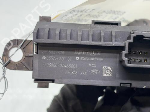 Switch RENAULT CLIO V (B7_) 1.6 E-TECH 140 (B7MU) | BP40238883I30 - Image 4