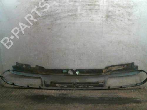 Used Grille Grille 23108825 23108825