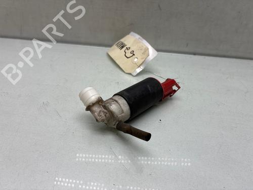 Used Washer pump Washer pump TOYOTA YARIS (_P1_) 1.4 D-4D (NLP10_, NLP10R) (75 hp) 34627558 34627558