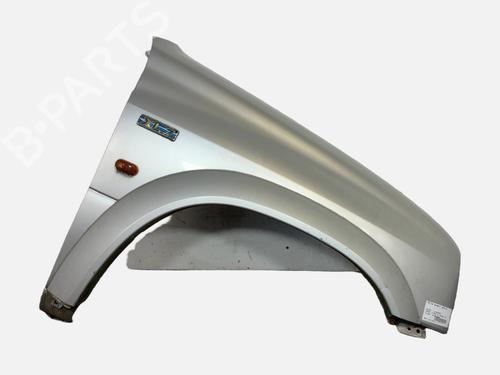 Used Right front fenders Right front fenders SUZUKI GRAND VITARA I (FT, HT) 2.0 HDI 110 16V 4x4 (SQ420D, TD83V, JA420WD) (109 hp) 40270542 40270542