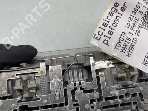 Used Interior roof light Interior roof light TOYOTA YARIS (_P13_) 1.5 Hybrid (NHP130_, NHP130) (101 hp) 28704826 28704826