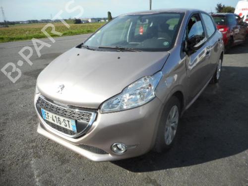 Fuel flap PEUGEOT 208 I (CA_, CC_) 1.4 HDi | BP19980068C131