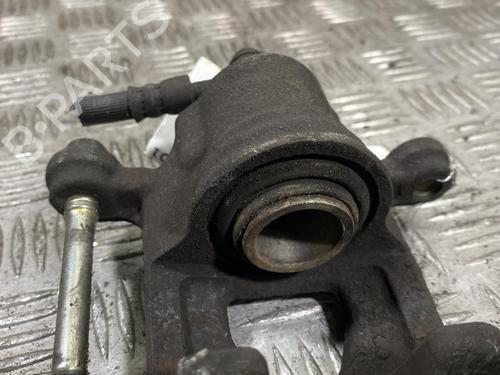 Used Right rear brake caliper Right rear brake caliper 19956282 19956282