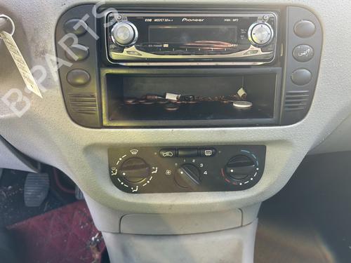 Left mirror CITROËN C3 I (FC_, FN_) 1.4 HDi | BP32230571C26