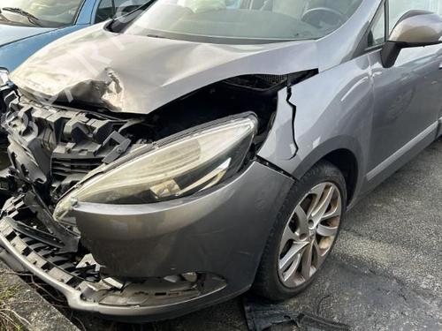 Left taillight RENAULT SCÉNIC III (JZ0/1_) 2.0 dCi (JZ0Y, JZ26) | BP21386589C34 