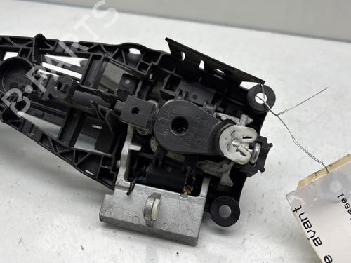 Front left exterior door handle OPEL MERIVA B MPV (S10) 1.3 CDTI (75) | BP32230387C128