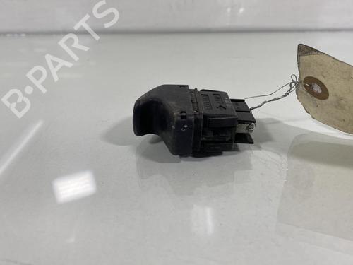 Used Left front window switch RENAULT CLIO II (BB_, CB_) 1.4 16V (B/CB0P, BB13) (98 hp) 20012700