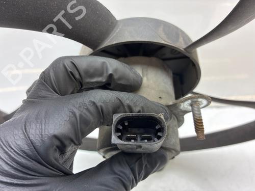 Used Radiator fan Radiator fan 36853040 36853040
