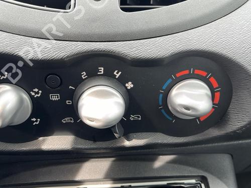 Engine control unit (ECU) RENAULT TWINGO II (CN0_)  | BP19993415M57 