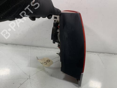right-taillight-audi-a4-b5-8d2-1994-1995-1996-1997-1998-1999-2000-2001-31212209 main image