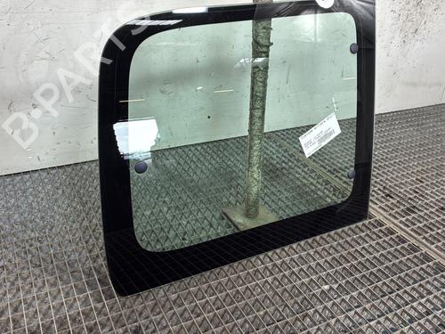 rear-right-quarter-glass-peugeot-partner-mpv-5_-g_-1996-33711189 main image