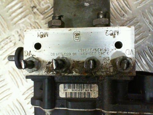Used ABS pump ABS pump PEUGEOT 308 I (4A_, 4C_) 1.6 HDi (90 hp) 20035137 20035137