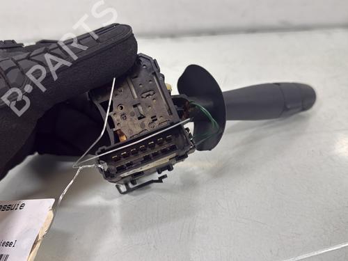 Used Steering column stalk Steering column stalk RENAULT TWINGO II (CN0_) 1.5 dCi (CN0E) (64 hp) 33175057 33175057