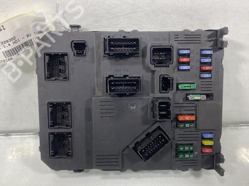 Used Fuse box PEUGEOT 206 Hatchback (2A/C) 1.4 HDi eco 70 (68 hp) 29141726