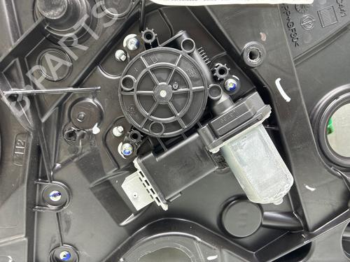 Used Rear right window mechanism Rear right window mechanism 37006138 37006138
