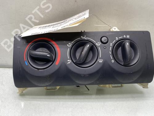 Used Climate control RENAULT CLIO II (BB_, CB_) 1.5 dCi (B/CB07) (65 hp) 31205897