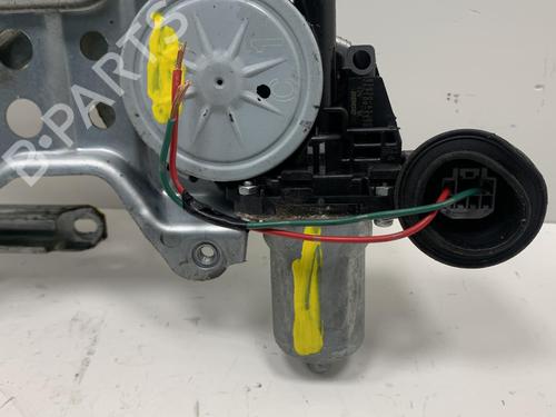 Used Front right window mechanism Front right window mechanism SUZUKI SWIFT III (MZ, EZ) 1.3 (RS413, ZC11S) (92 hp) 20009033 20009033