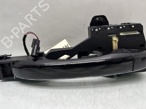 Używane Klamka zewnętrzna drzwi tylnych prawych RENAULT MEGANE IV Hatchback (B9A/M/N_) 1.2 TCe 130 (B9MR) (130 hp) 29453267