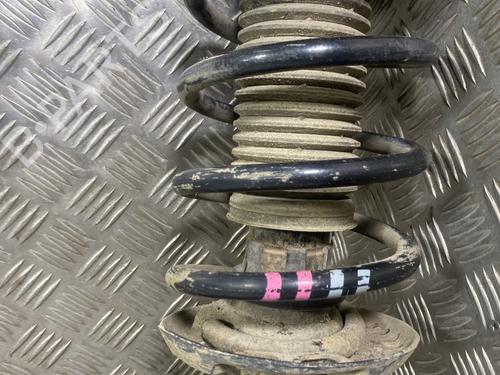 Used Left front shock absorber Left front shock absorber SKODA YETI (5L) 1.2 TSI (105 hp) 30409019 30409019