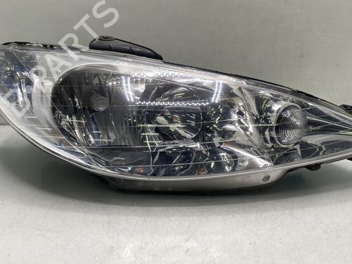 Used Right headlight PEUGEOT 206 CC (2D) 1.6 HDi 110 (109 hp) 31175967