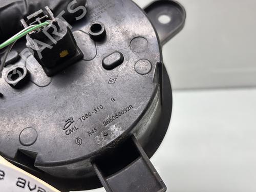 Used Left daytime light Left daytime light RENAULT TWINGO III (BCM_, BCA_) 1.0 SCe 70 (BCMB) (69 hp) 32389419 32389419