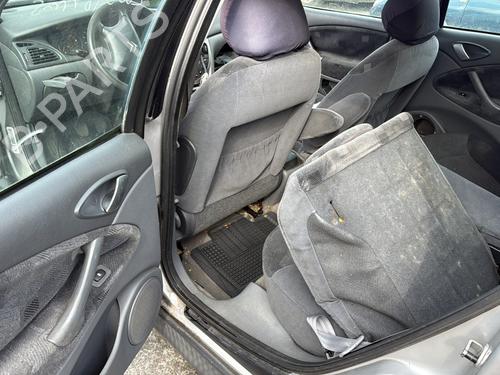 Fuse box CITROËN C5 I (DC_) 2.0 HDi (DCRHZB, DCRHZE) | BP29842127E1