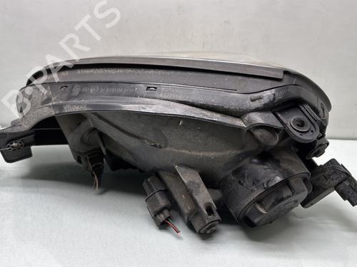 Used Right headlight Right headlight HYUNDAI TUCSON (JM) 2.0 CRDi (140 hp) 31831472 31831472