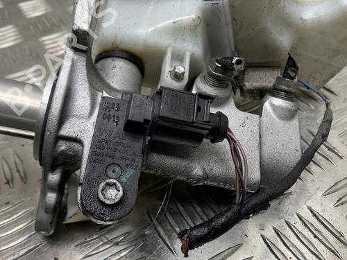 Used Brake master cylinder Brake master cylinder VW GOLF VII (5G1, BQ1, BE1, BE2) 2.0 GTD (184 hp) 31839180 31839180