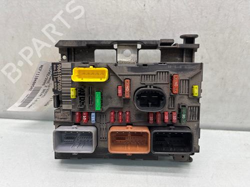 Used Fuse box Fuse box PEUGEOT 307 Break (3E) 1.6 HDi 110 (109 hp) 34477491 34477491