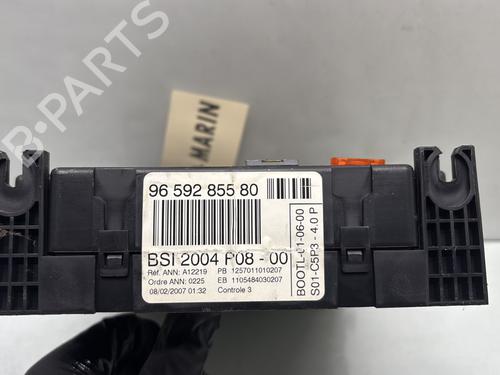 Fuse box PEUGEOT 807 (EB_) 2.0 HDi | BP31205870E1
