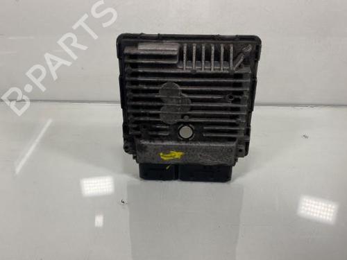 Engine control unit (ECU) VW GOLF VI (5K1)  | BP21196582M57 