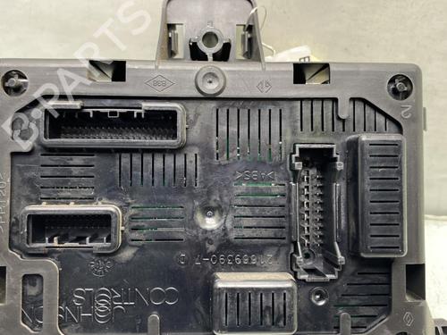 Used Fuse box Fuse box RENAULT CLIO III (BR0/1, CR0/1) 1.5 dCi (88 hp) 20483349 20483349