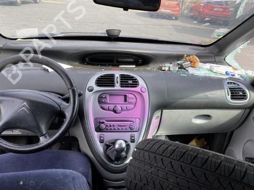 Fuse box CITROËN XSARA PICASSO (N68) 1.6 HDi | BP19989166E1 