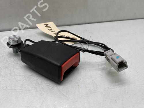 Used Seat buckle FIAT 500 (312_) 1.2 (312AXA1A) (69 hp) 30412631