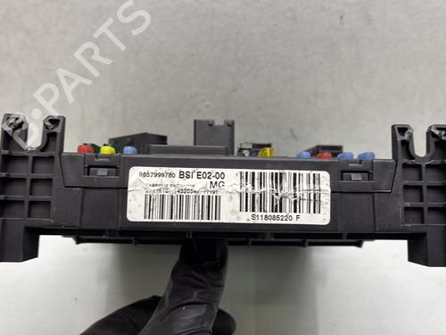 Used Fuse box Fuse box PEUGEOT 206+ (2L_, 2M_) 1.4 HDi eco 70 (68 hp) 34332963 34332963