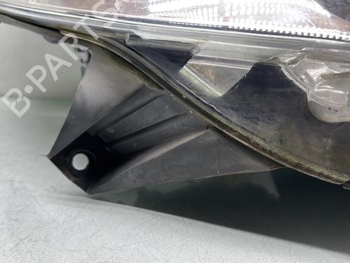 Used Right headlight Right headlight DACIA SANDERO 1.4 (BS0C, BS0A, BS0G, BS1F, BS0E) (75 hp) 32389457 32389457