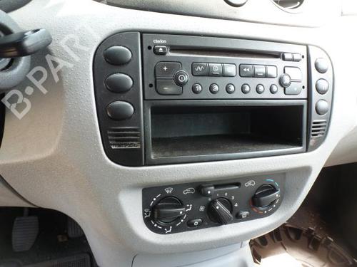 Front left interior door handle CITROËN C3 I (FC_, FN_) | BP20004561I13