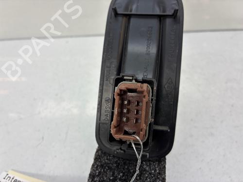 Right front window switch RENAULT MASTER II Van (FD) 2.5 dCi (FD02) | BP36389034I26 - Image 6