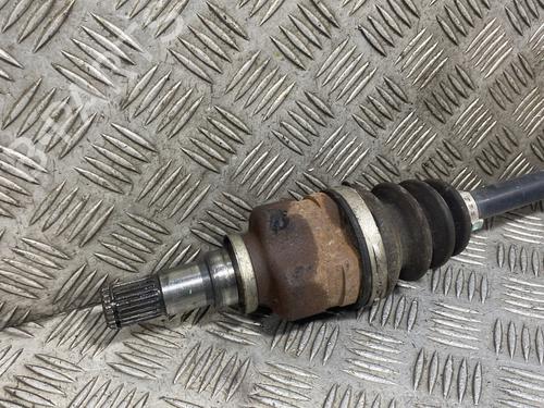 Left front driveshaft TOYOTA YARIS (_P9_) 1.0 VVT-i (KSP90_, KSP90R) | BP30968693M38