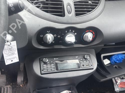 Left tailgate light RENAULT TWINGO II (CN0_) 1.2 16V (CN04, CN0B) | BP36792398C79 - Image 24
