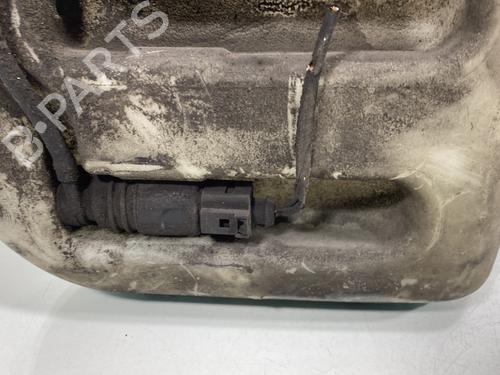 Used Windscreen washer tank Windscreen washer tank MERCEDES-BENZ SPRINTER 3,5-t Van (B906) [2006-2020] 25262018 25262018