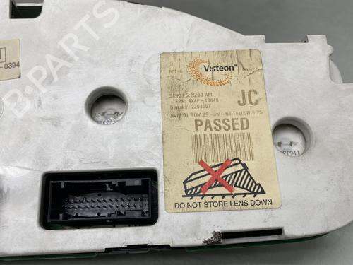 Instrument cluster JAGUAR X-TYPE I (X400) 2.0 D | BP24208009C47 