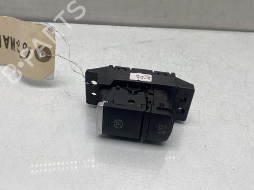 Used Switch NISSAN QASHQAI II (J11, J11_) 1.2 DIG-T (115 hp) 28840915