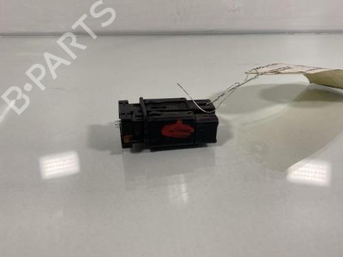 Used Warning switch Warning switch RENAULT MEGANE I Grandtour (KA0/1_) 1.9 D (KA0J, KA0R) (64 hp) 21952308 21952308