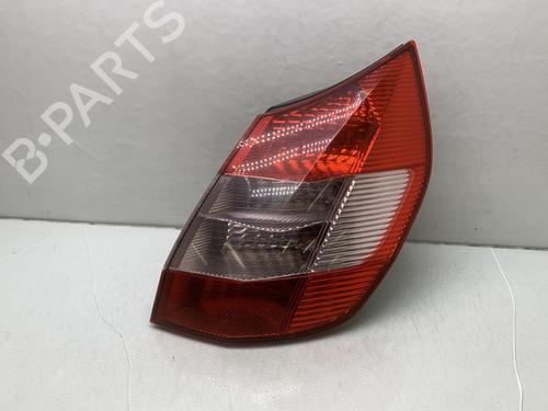 Used Right taillight RENAULT SCÉNIC II (JM0/1_) 1.9 dCi (JM0G, JM12, JM1G, JM2C) (120 hp) 24221450
