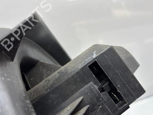 Used Heater blower motor Heater blower motor RENAULT CLIO I (B/C57_, 5/357_) 1.2 (B/C/S577) (54 hp) 32981157 32981157