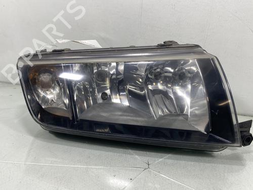 Used Right headlight SKODA FABIA I (6Y2) 1.2 (64 hp) 30907539